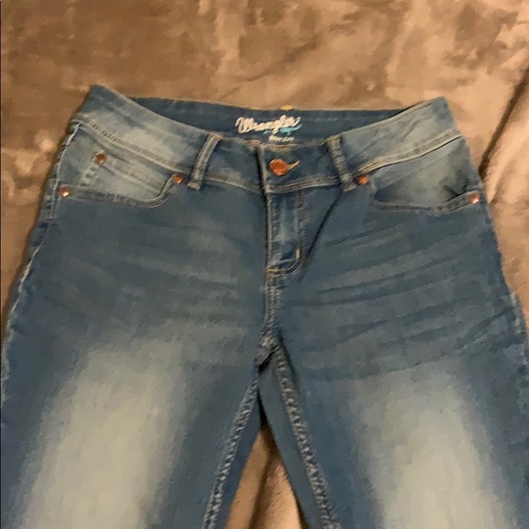 Wrangler Bootcut Jeans- New! - Picture 1 of 4